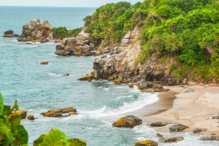 Cartagena – Tayrona Park: 2 days + Glamping + 7 beaches + Transportation