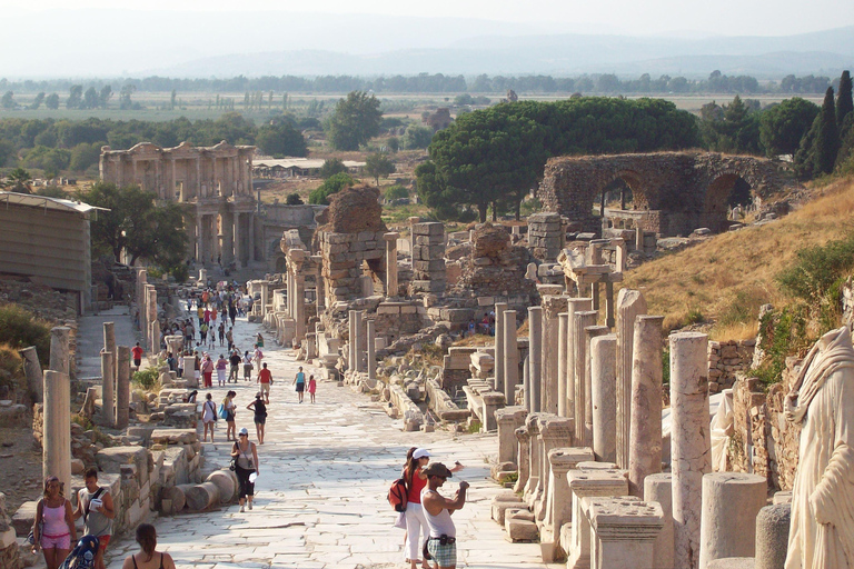 Marmaris: Ephesus Guided Day Trip with Lunch Tour without Entrance Ticket of Ephesus
