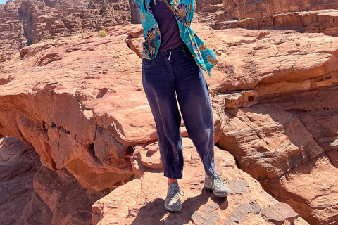 Wadi Rum: Private Luxury Cave Stay, Sunset Tour & Dinner