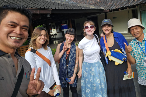 Yogyakarta Airport: Borobudur Climb & Prambanan Guided Tour