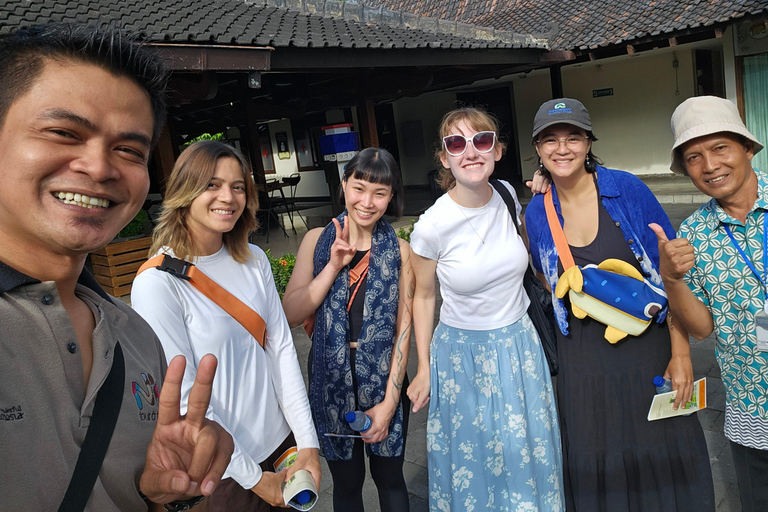 Yogyakarta Airport: Borobudur Climb & Prambanan Guided Tour
