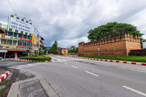 Chiang Mai: Exploración de la Ciudad Vieja en Tuk-Tuk Privado