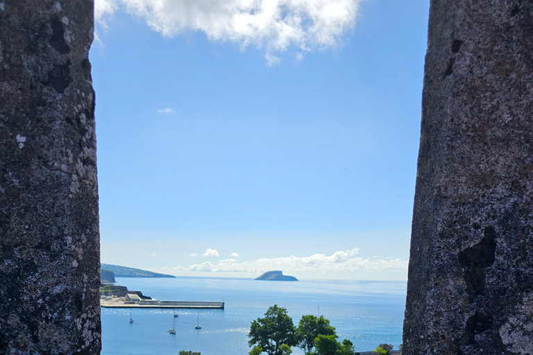 Excursão de meio dia à Ilha Terceira: Baías Encantadas com degustaçãoProgramação de inverno