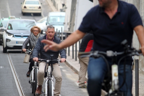 Lissabon: Verkostungstour von Petiscos per E-BikeTour auf Englisch