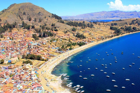 From La Paz:Day trip to Lake Titicaca and Copacabana + lunch