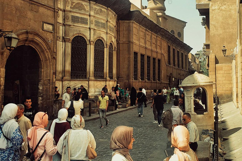 Cairo: Private Guided Tour to Bab al-Futuh & Old Cairo Gems! Tour, including Transportation and Italian Guide and Entry