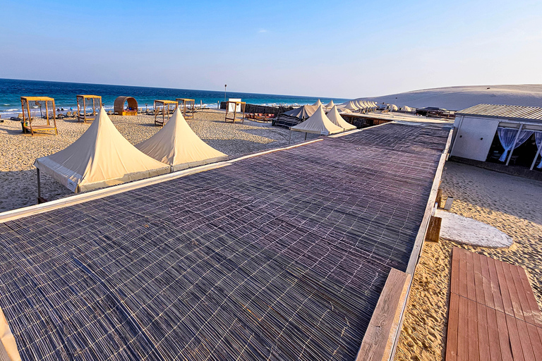 Doha: Wüstensafari, Abendessen vom Buffet &amp; ÜbernachtungsmöglichkeitDoha: Wüstensafari &amp; Abendessen vom Buffet im Camp