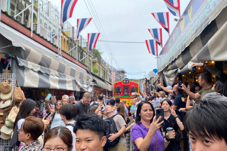 Damnoen : Train Market,Canal Life & Suspension Bridge Scenic