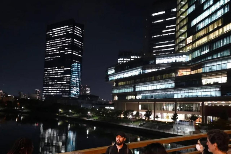 Osaka: Osaka Castle Haunted Night Walk