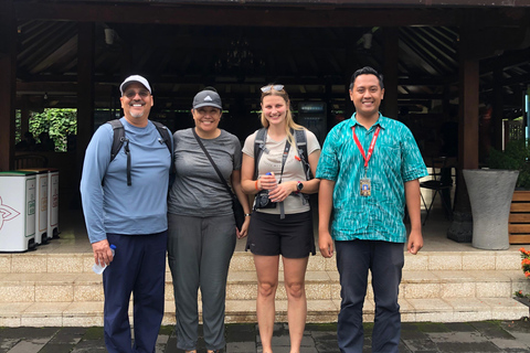 Borobudur Climb-Up & Prambanan Journey with Licensed Guide Borobudur Climb-Up & Prambanan Journey with Licensed Guide