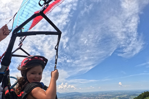 Salzburg: Tandem Flight over Alps with Eagle's Nest view