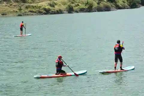Kajak &SUP im Berat-See, Picknick-Mittagessen