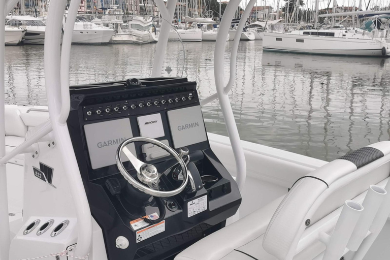 Boavista: prywatna wycieczka luksusową łodzią z Onbarco8 godzin – prywatny rejs wycieczkowy luksusową łodzią z Onbarco