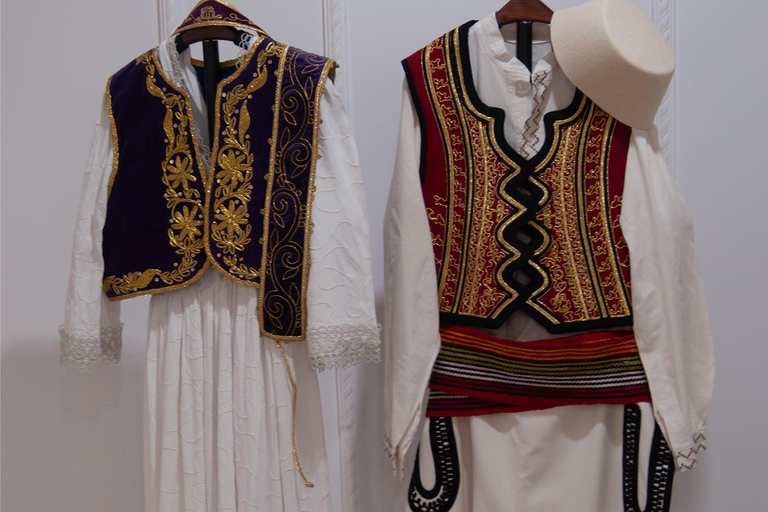 تيرانا: جلسة تصوير تقليدية بالأزياء الألبانية