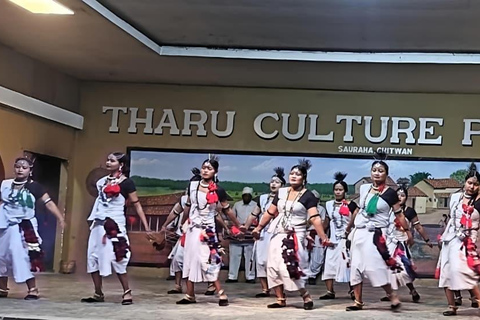 Kathmandu: 4-Day Chitwan National Park & Chitlang Tour