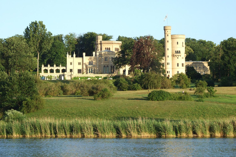 Poczdam: Rejs jachtem - Jeziora Berlińskie - Zamki i przyrodaPotsdam: rejs jachtem – jeziora Berlina – zamki i przyroda