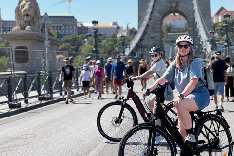 Budapest: Complete E-Bike Tour of Buda & Pest Highlights