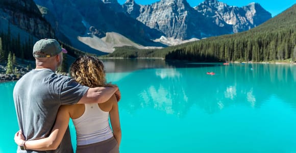 Banff: Lake Louise, Moraine Lake & Emerald Lake All-Day Tour