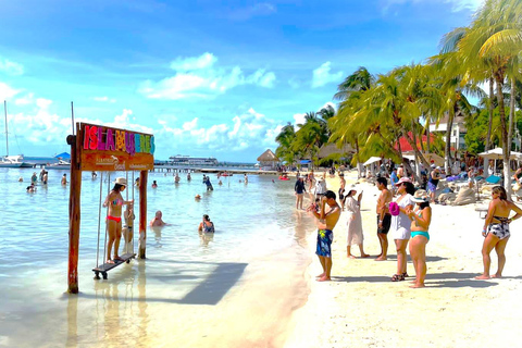 Isla Mujeres: All-Inclusive Catamaran with Open Bar, Snorkel and Lunch Jet Ski Tour to Isla Mujeres and Contoy