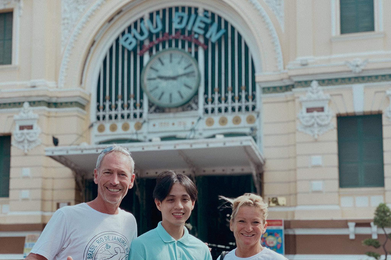 Saigon: Tour privato di mezza giornata della città in auto