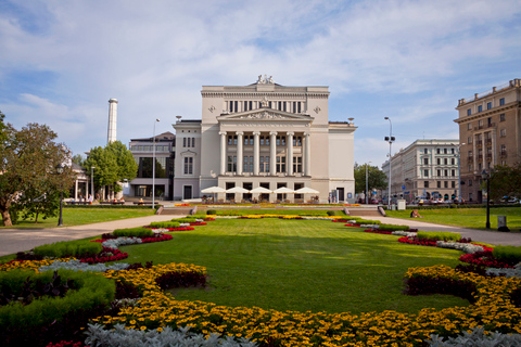 Riga: 24-Hour Hop-On, Hop-Off Grand Bus Tour Riga: 24-Hour Hop-On Hop-Off Grand Bus Tour