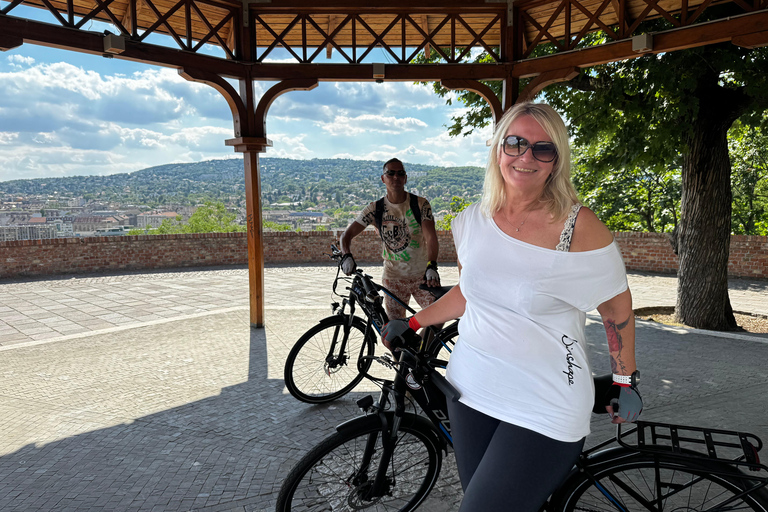 Budapest: Complete E-Bike Tour of Buda & Pest Highlights