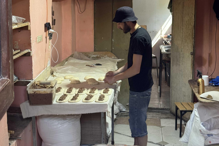 Tbilisi: Khinkali Kitchens Food Tour with 12+ Tastings