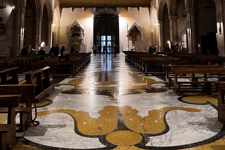 نابولي: جولة إرشادية في المركز التاريخي