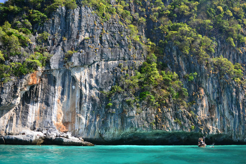 Phi Phi : Visite d&#039;une jounée de 7 îles à bord d&#039;une longue queue avec coucher de soleil