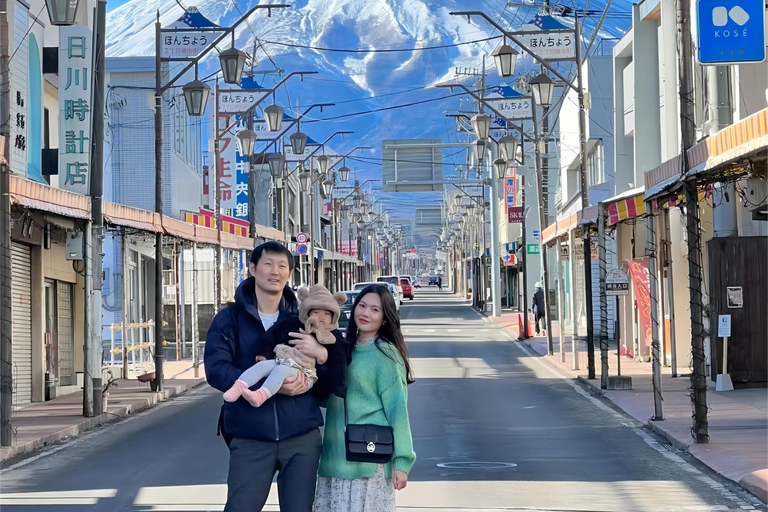 Tokyo: Mt. Fuji &amp; Lake Kawaguchi Instagram Full Day TripFrom Tokyo: Mount Fuji and Oshino Hakkai Family Fun Tour