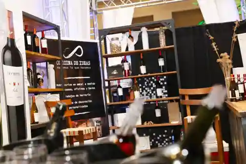 Descobrindo os tesouros do Wine Bar de Córdoba e os entusiastas do vinho