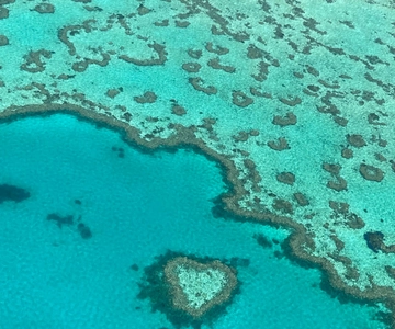 Airlie Beach: Whitsundays & Great Barrier Reef Scenic Flight