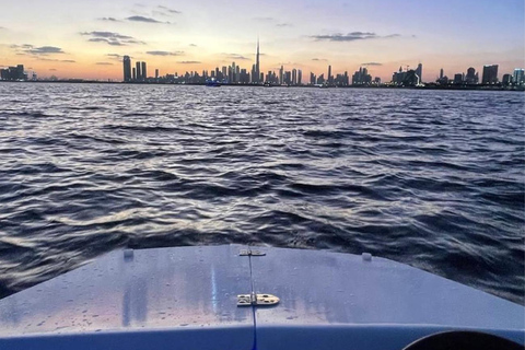 Dubai: Self-Drive Boat Tour in Creek Harbour - 5 Pax Dubai: Self-Drive Boat Experience in Creek Harbour - 5 Pax