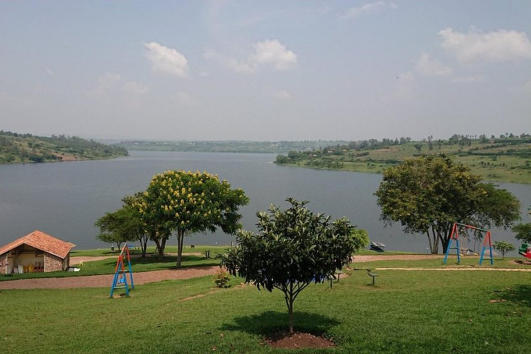 From Kigali: Lake Muhazi relaxing tour With Fresh Fish