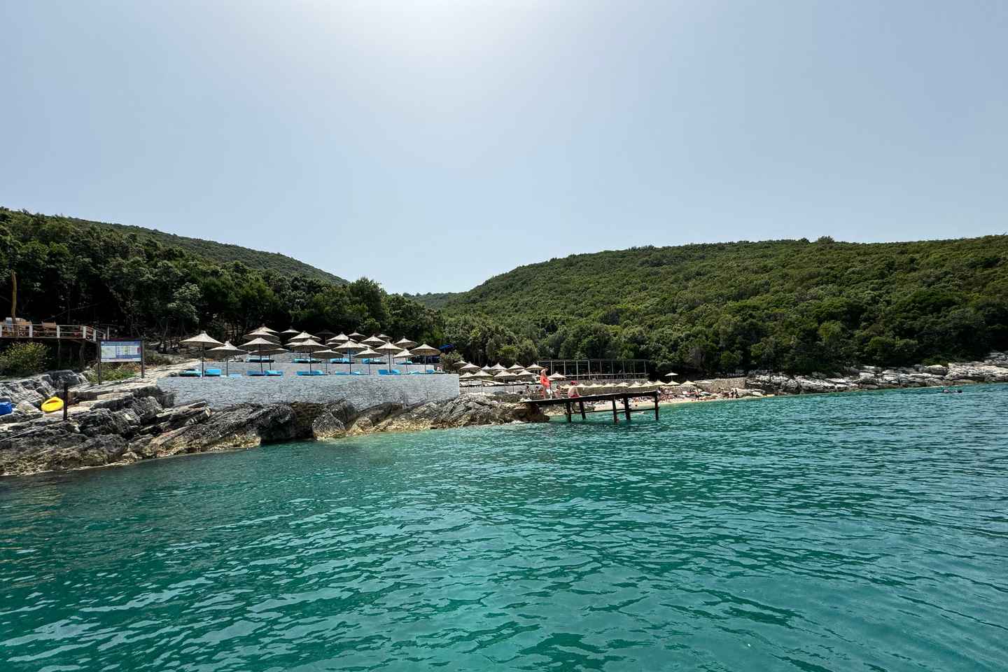 Vlore: Lancha rápida a la Isla Sazan, Cueva Haxhi Ali y Karaburun