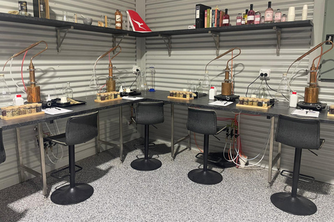 Perth : cours de maître sur la distillation du gin avec votre propre signaturePerth : Masterclass de distillation de gin avec votre propre signature