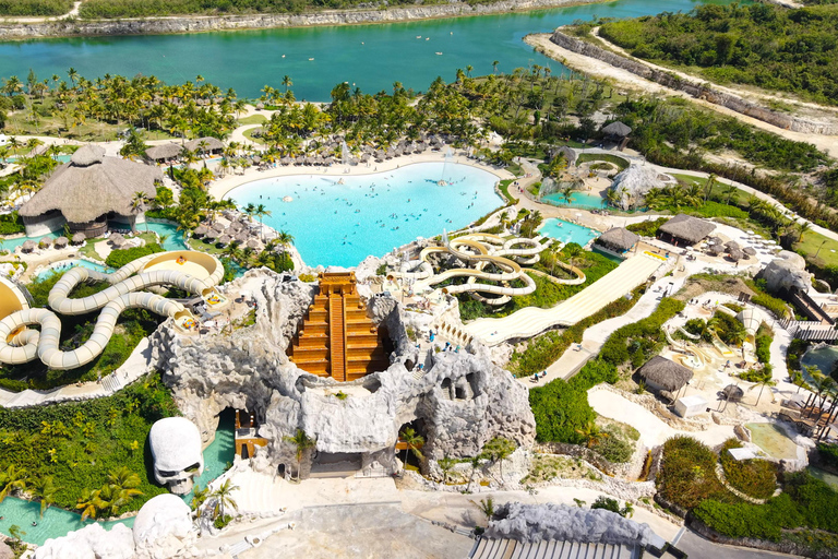 Punta Cana: El Dorado Water Park Entry with Hotel Transfers