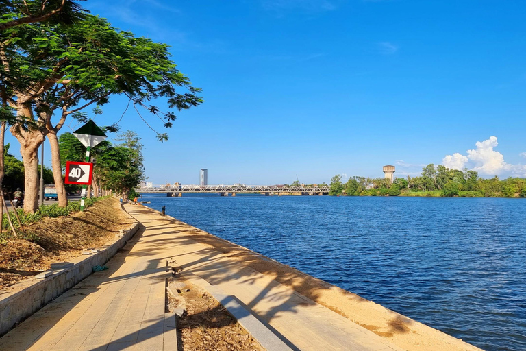 Hue : Visite à pied de la pagode Thien Mu et retour en bateau