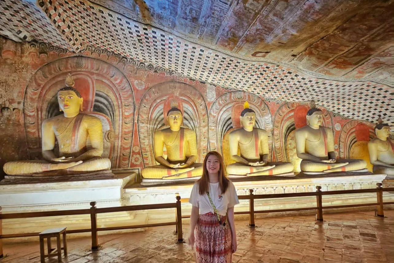 5 Days Sri Lanka Highlights Tour: Culture, Nature & Heritage