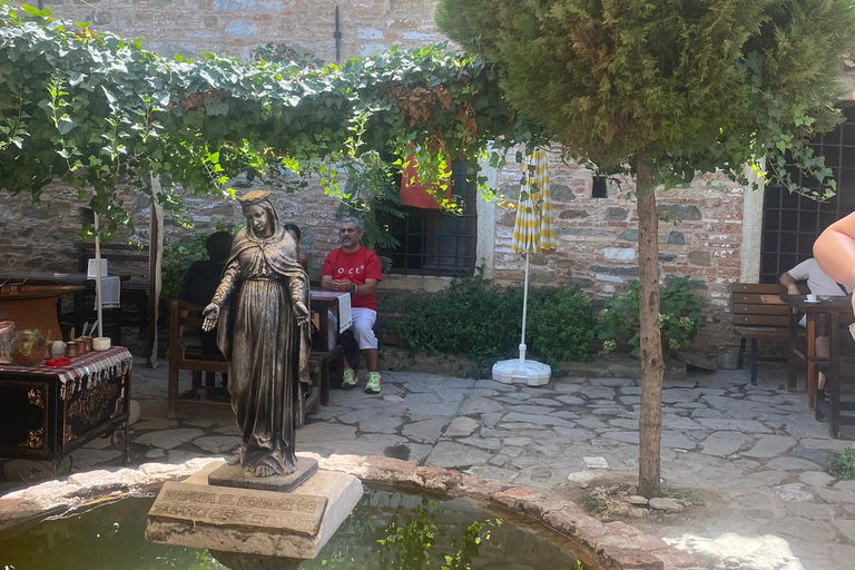 A Private Village-to-Village Culinary Journey from Kusadasi