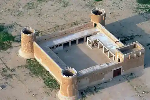 Nord-Katar: Zubarah-Festung, Al Thakira Beach und Purple Island