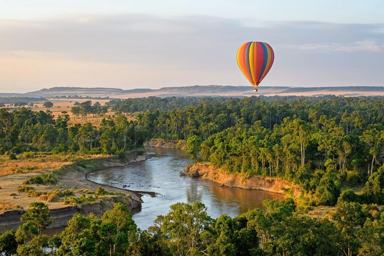 Desde Zanzíbar: safari en avión de 3 días al Serengeti y Ngorongoro