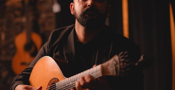 Madeira: Fado-Show mit Madeira-Wein