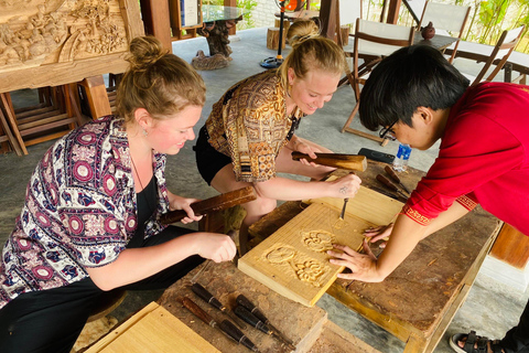 Hoi An: 3 uur les in houtsnijwerk met lokale kunstenaarHoi An: 3 uur Houtsnijles met lokale kunstenaar