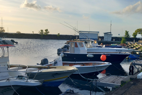 Walking Tour: Death in Paradise & Honoré Police Station Set Walking Tour & Entrance to Honoré Police Station