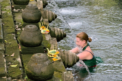 Tirta Empul: Purification Ritual and Temple Tour Basic Package: Purification Ritual and Temple Tour