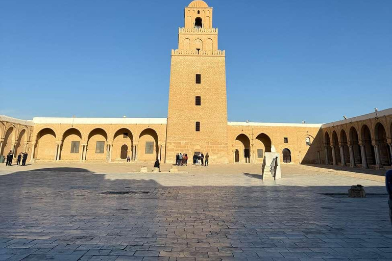 From Kairouan: 2-Day Sahara Tour with Hotel Stay 2-Day Sahara Desert Tour