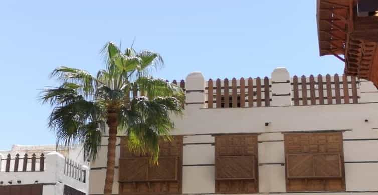 Jeddah: Historic District Tour by a Local licensed Guide photo 8
