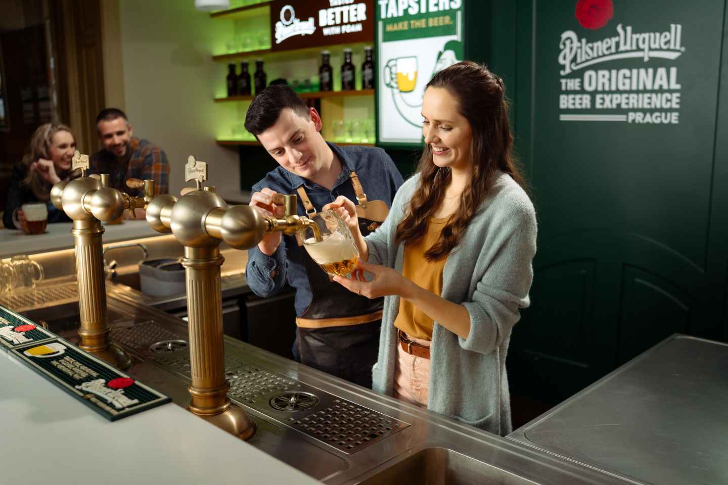 Prague: Beer Pouring Class at Pilsner Urquell Experience