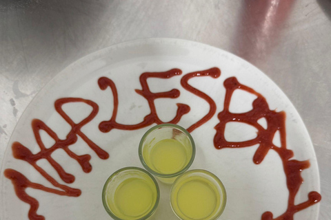 Neapol: lekcja gotowania makaronu i tiramisu z lokalnym szefem kuchni